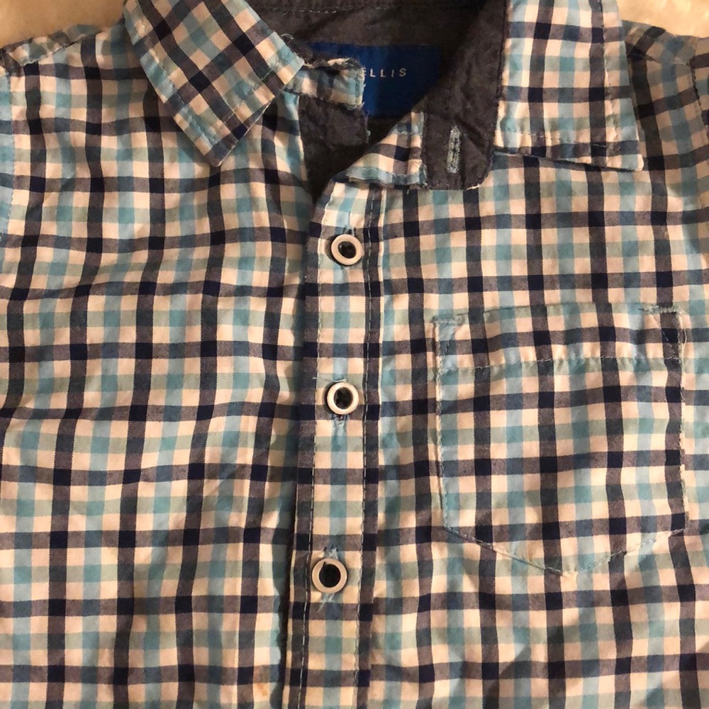 Perry Ellis Boy button down - Picture 2 of 5